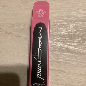 MAC Cosmetics Lip stick  - Snob Matte Pink